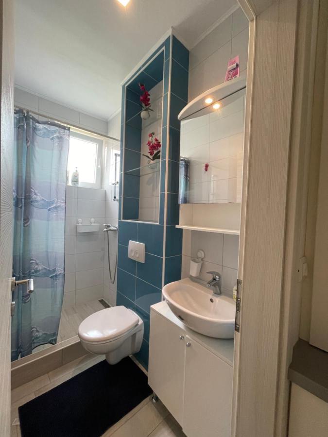 Apartments Grubisin Tribunj  Ngoại thất bức ảnh